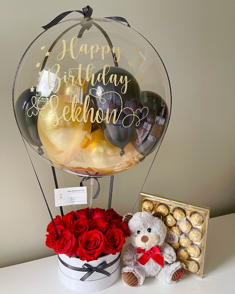 Picture of Hot Air Balloon with Roses